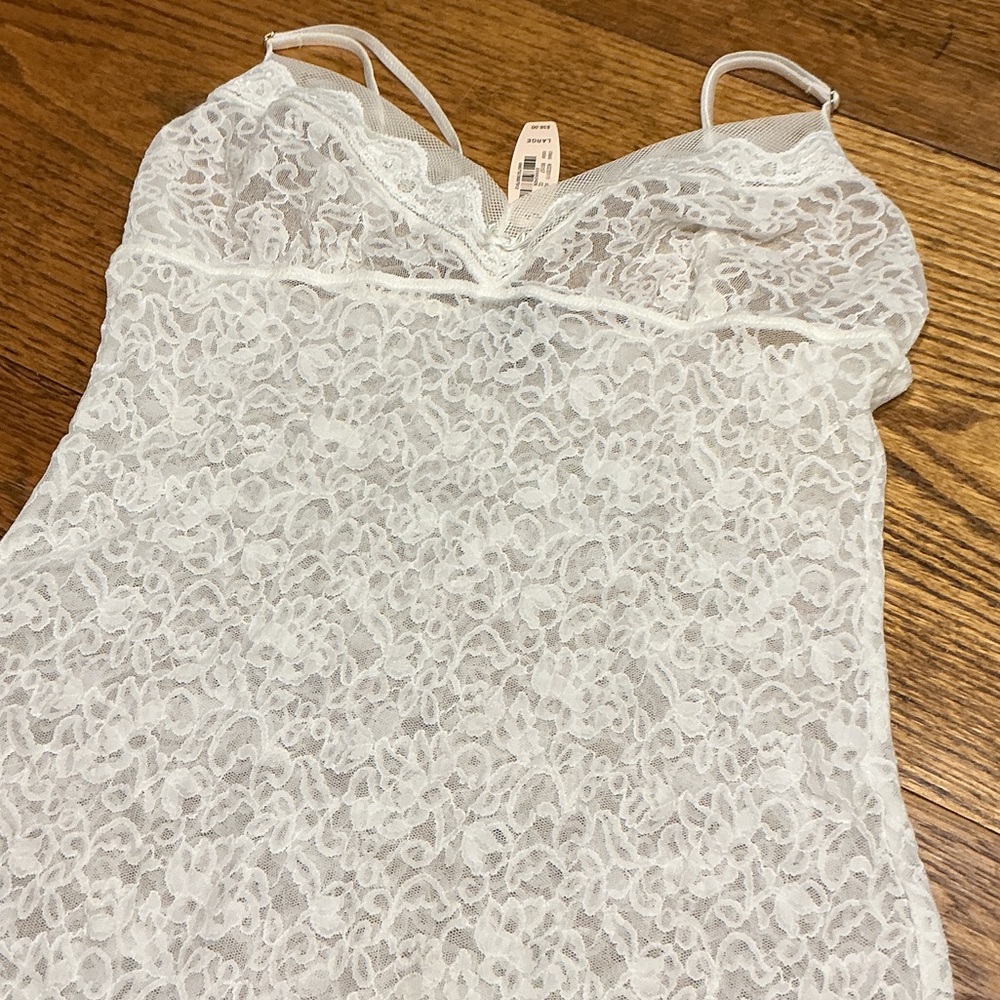 Victoria's Secret White Floral Lace Mesh Negligee Nightie Slip Size Large NWT